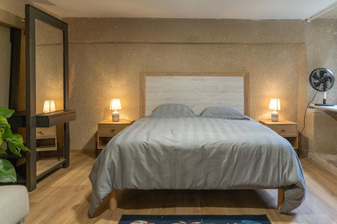 Le Place Du Bourg Appartement T2 Centre Historique Rodez Esterno foto